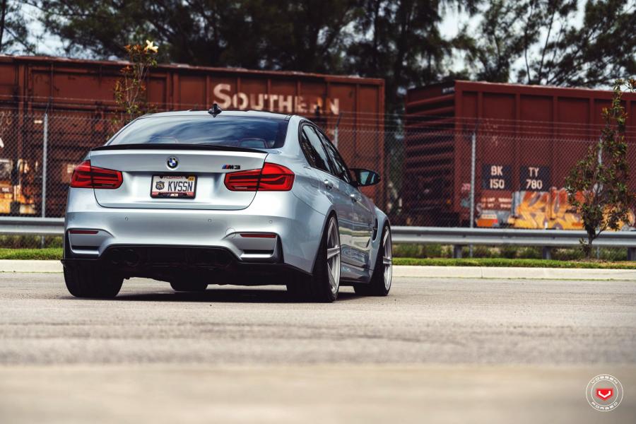  BMW M3 Sedan on Vossen Wheels (M-X5) 2019 года  (фото 13 из 18)